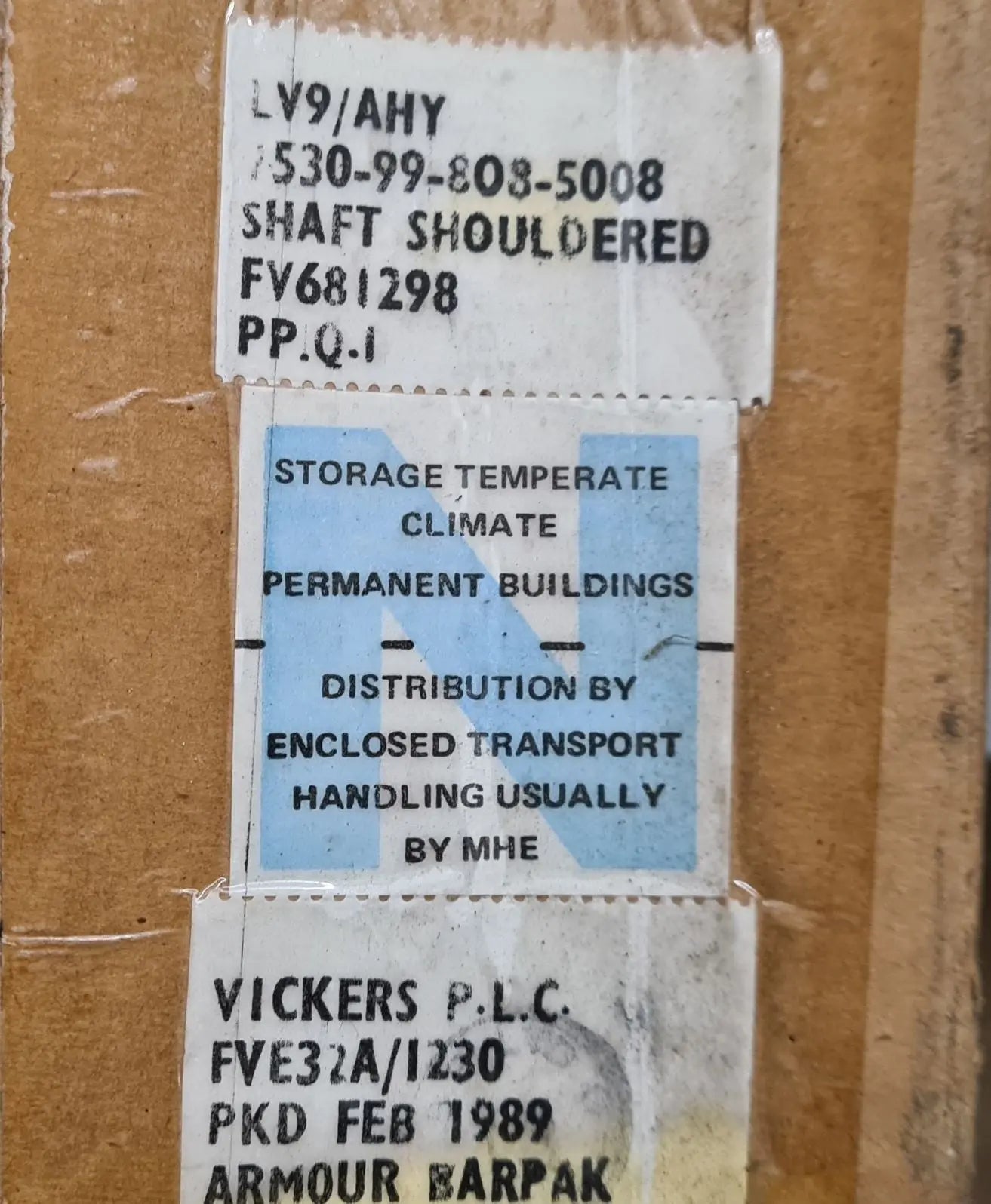 2530-99-808-5008 - Shouldered Shaft - FV681298 - LV9/AHY - Vickers PLC Vickers PLC battlegroup-raydon